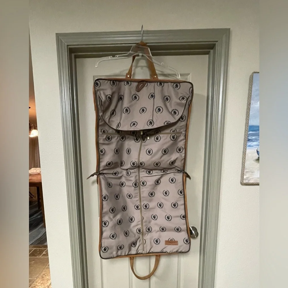 F H Wadsworth NYC Plaid Garment Bag with Leather Accents Caesers Palace Emblem